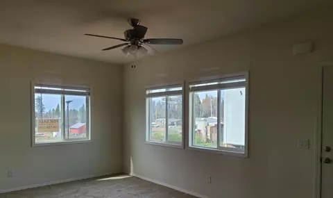 11037 Erickson Way #6, Redding, CA 96001 photo 6