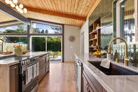 5008 Melvin Dr, Carmichael, CA 95608 photo 7