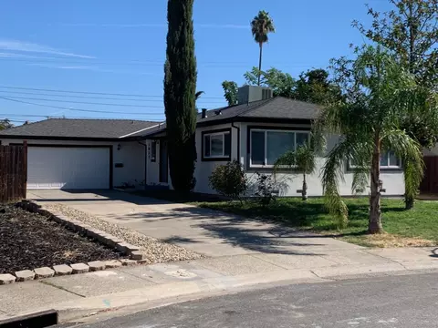 1431 Oakhurst Way, Sacramento, CA 95822