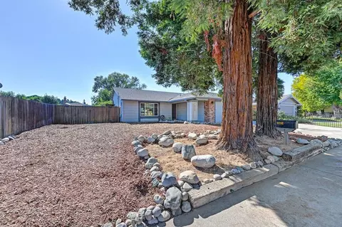 8732 Via Alta Way, Elk Grove, CA 95624