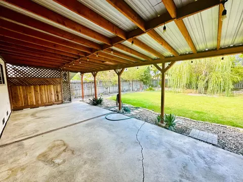 821 E Longview Ave, Stockton, CA 95207 photo 15