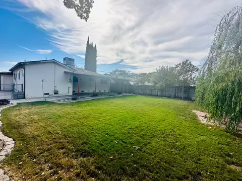 821 E Longview Ave, Stockton, CA 95207 photo 18