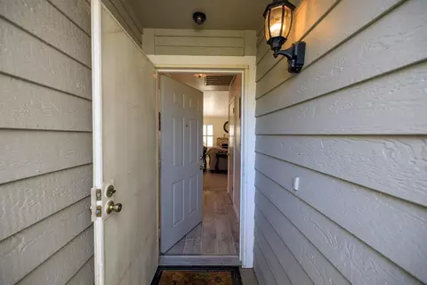 2244 Chelmsford Dr, Modesto, CA 95356 photo 3