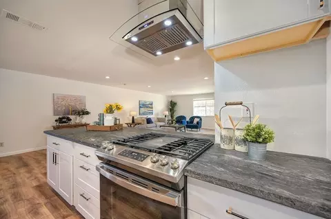Kitchen - 6351 Eldon Ave, Loomis, CA 95650 photo 3 of 5