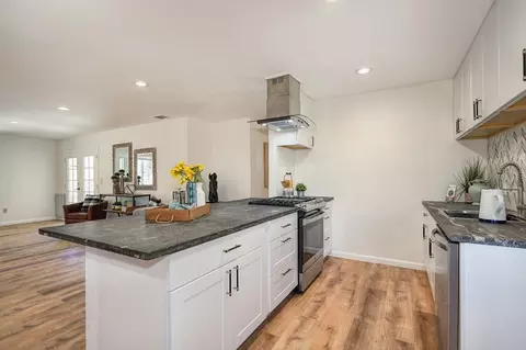 Kitchen - 6351 Eldon Ave, Loomis, CA 95650 photo 4 of 5