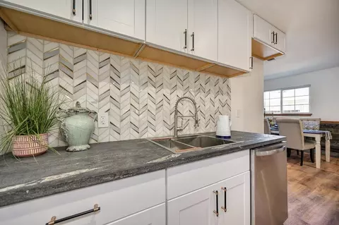Kitchen - 6351 Eldon Ave, Loomis, CA 95650 photo 5 of 5