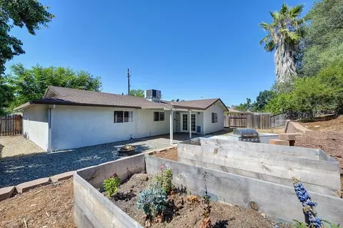 Exterior - 6351 Eldon Ave, Loomis, CA 95650 photo 8 of 9