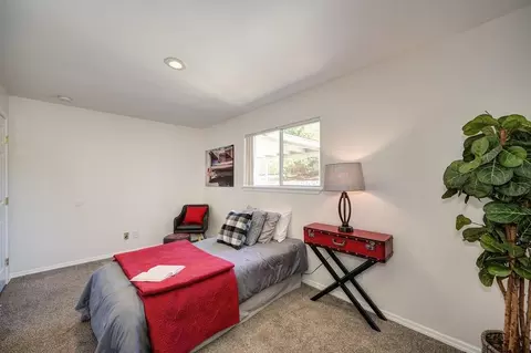 Bedroom - 6351 Eldon Ave, Loomis, CA 95650 photo 8 of 8