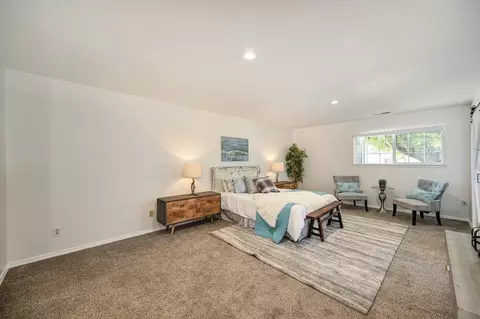 Bedroom - 6351 Eldon Ave, Loomis, CA 95650 photo 2 of 8