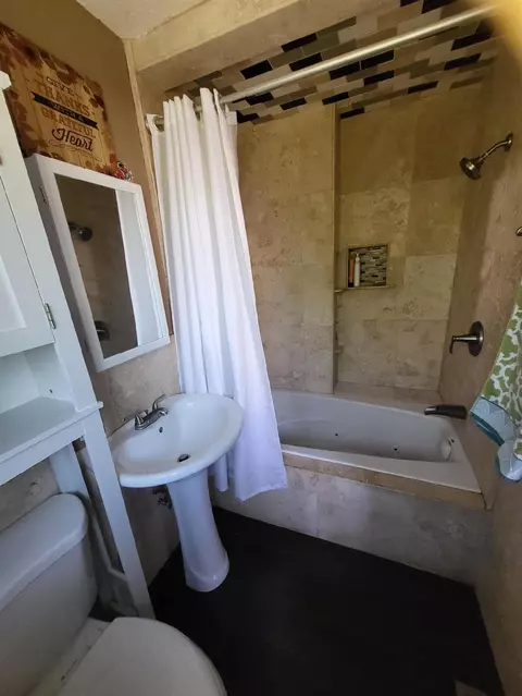 413 W Turner Rd, Lodi, CA 95240 photo 12