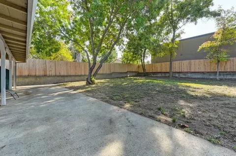 8748 Fair Oaks Blvd, Carmichael, CA 95608 photo 24