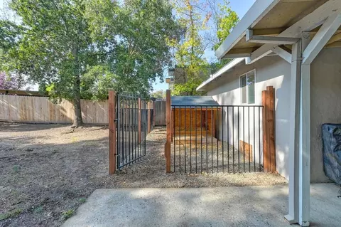 8748 Fair Oaks Blvd, Carmichael, CA 95608 photo 27