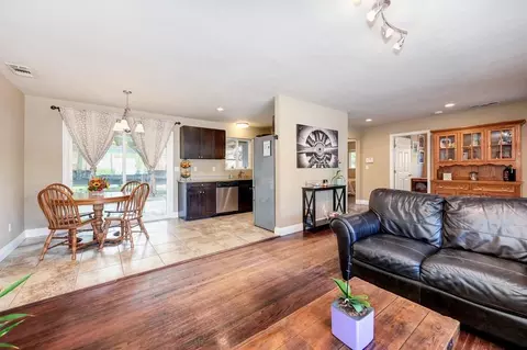 8748 Fair Oaks Blvd, Carmichael, CA 95608 photo 4