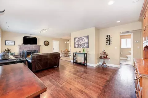 8748 Fair Oaks Blvd, Carmichael, CA 95608 photo 10