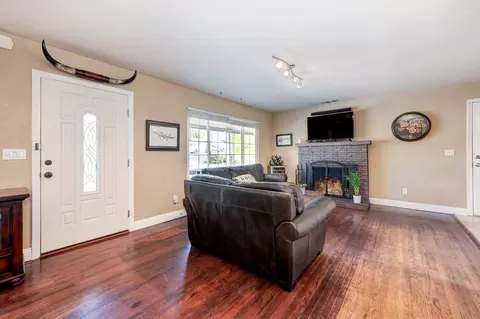 8748 Fair Oaks Blvd, Carmichael, CA 95608 photo 6