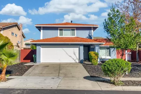 38710 Adcock Dr, Fremont, CA 94536