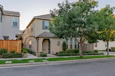 204 Talmont Cir, Roseville, CA 95678