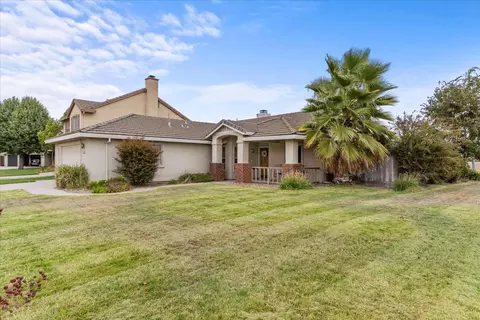 1210 Ness Ct, Ripon, CA 95366 photo 2