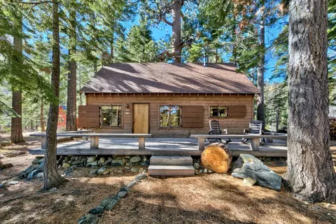 885 Mattole Rd, South Lake Tahoe, CA 96150