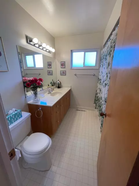 236 N Villa Ct, Turlock, CA 95380 photo 16