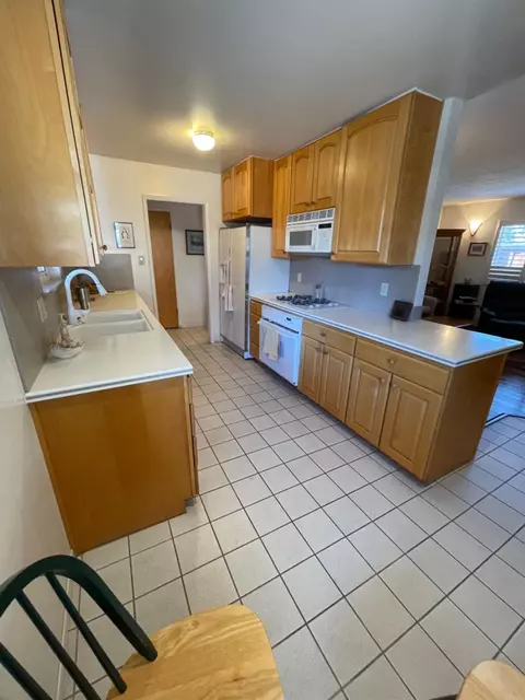 236 N Villa Ct, Turlock, CA 95380 photo 9