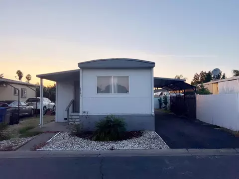 6966 Pleasure Ln, Sacramento, CA 95823