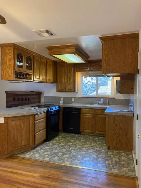131 W Oak St, Colfax, CA 95713 photo 3