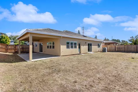 5586 Lost Ave, Rocklin, CA 95677 photo 26