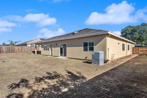 5586 Lost Ave, Rocklin, CA 95677 photo 28