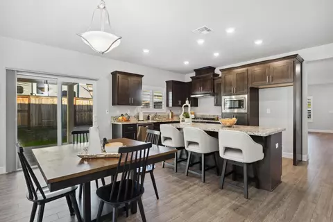 5586 Lost Ave, Rocklin, CA 95677 photo 9