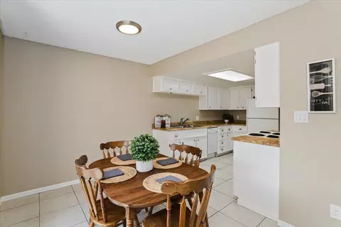 3701 Colonial Dr #3, Modesto, CA 95356 photo 8