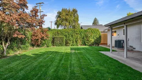 1101 Lillian Dr, Modesto, CA 95355 photo 31