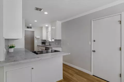 1101 Lillian Dr, Modesto, CA 95355 photo 11
