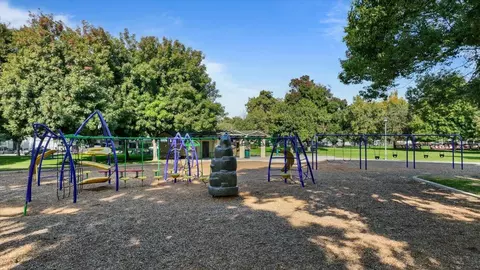 1101 Lillian Dr, Modesto, CA 95355 photo 36