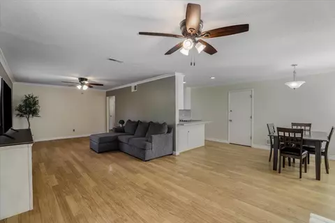 1101 Lillian Dr, Modesto, CA 95355 photo 18