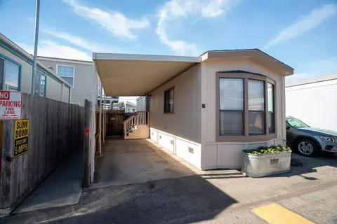 170 W Cliff Dr #39, Santa Cruz, CA 95060