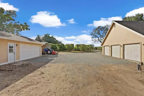 2305 W Sargent Rd, Lodi, CA 95242 photo 38