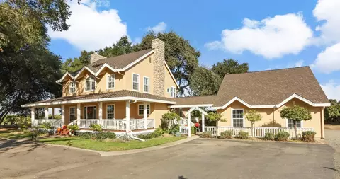 2305 W Sargent Rd, Lodi, CA 95242 photo 2