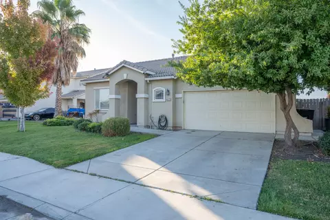 8177 Tipton Dr, Dos Palos, CA 93620 photo 3