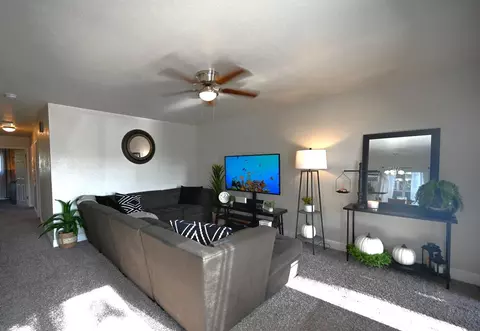 1319 W 9th St, Merced, CA 95341 photo 9