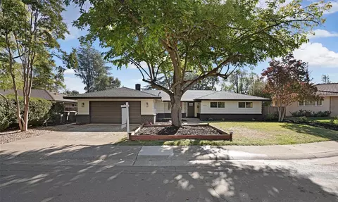 2809 Royal Palm Way, Carmichael, CA 95608 photo 2