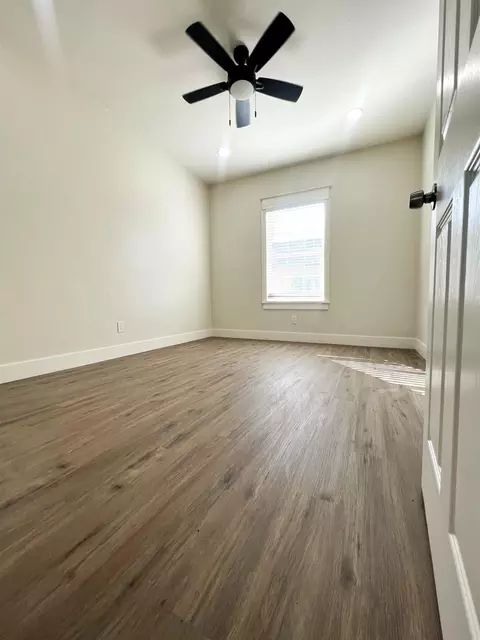 346 E Worth St, Stockton, CA 95206 photo 9