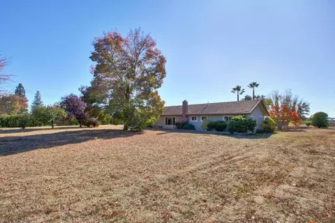 13368 Apple Rd, Wilton, CA 95693 photo 2