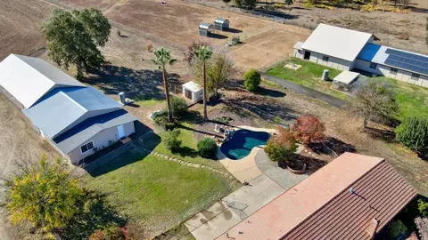 13368 Apple Rd, Wilton, CA 95693 photo 3