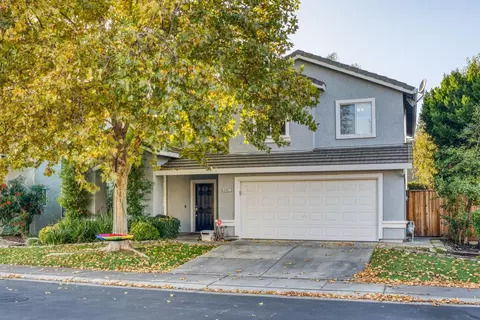 9462 Windrift Ln, Elk Grove, CA 95758