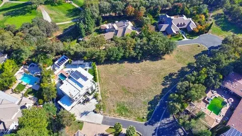 6233 Gobernadores Ln, Carmichael, CA 95608 photo 13
