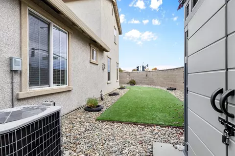 686 Courtyards Loop, Lincoln, CA 95648 photo 32