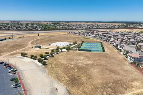 686 Courtyards Loop, Lincoln, CA 95648 photo 39