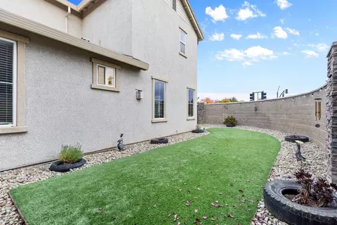 686 Courtyards Loop, Lincoln, CA 95648 photo 30
