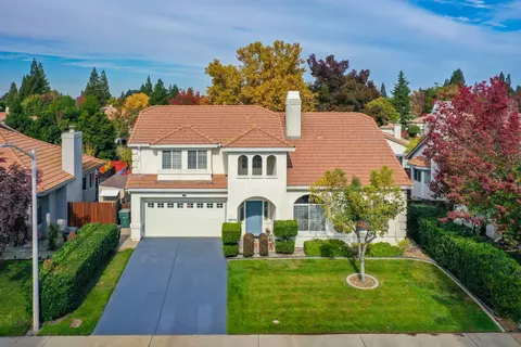 2013 Mineral Springs Dr, Roseville, CA 95747